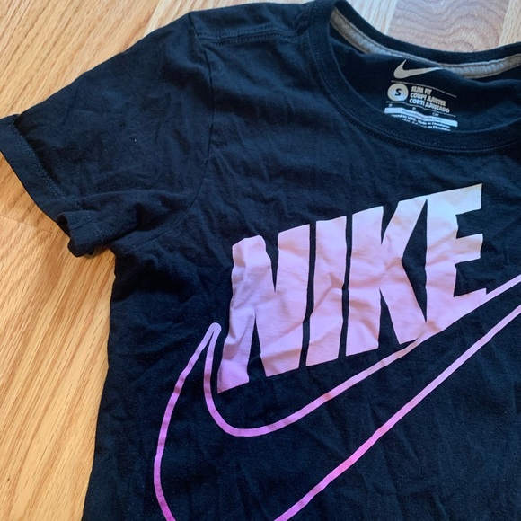 Nike T Shirt - Picture 4 of 4